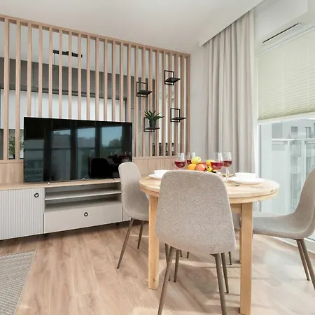 Kilinskiego Prestigious With Parking By Renters Prestige Apartamento