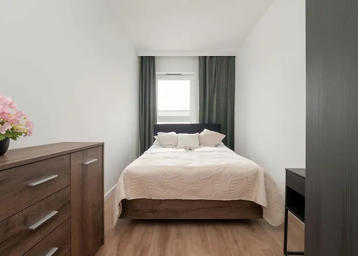 Lejlighed Kilinskiego Prestigious With Parking By Renters Prestige