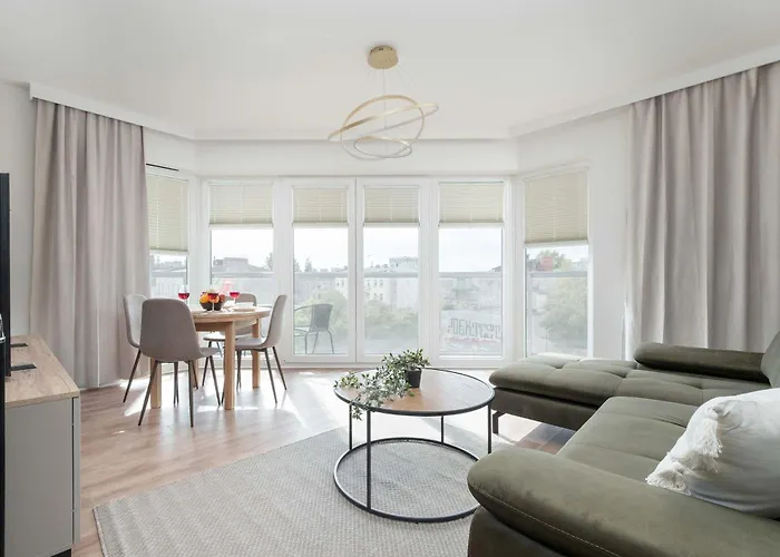 Lejlighed Kilinskiego Prestigious With Parking By Renters Prestige Łódź